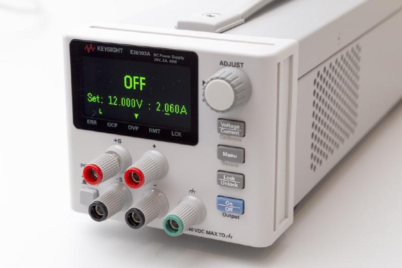 20160310_KeysightE36103__019