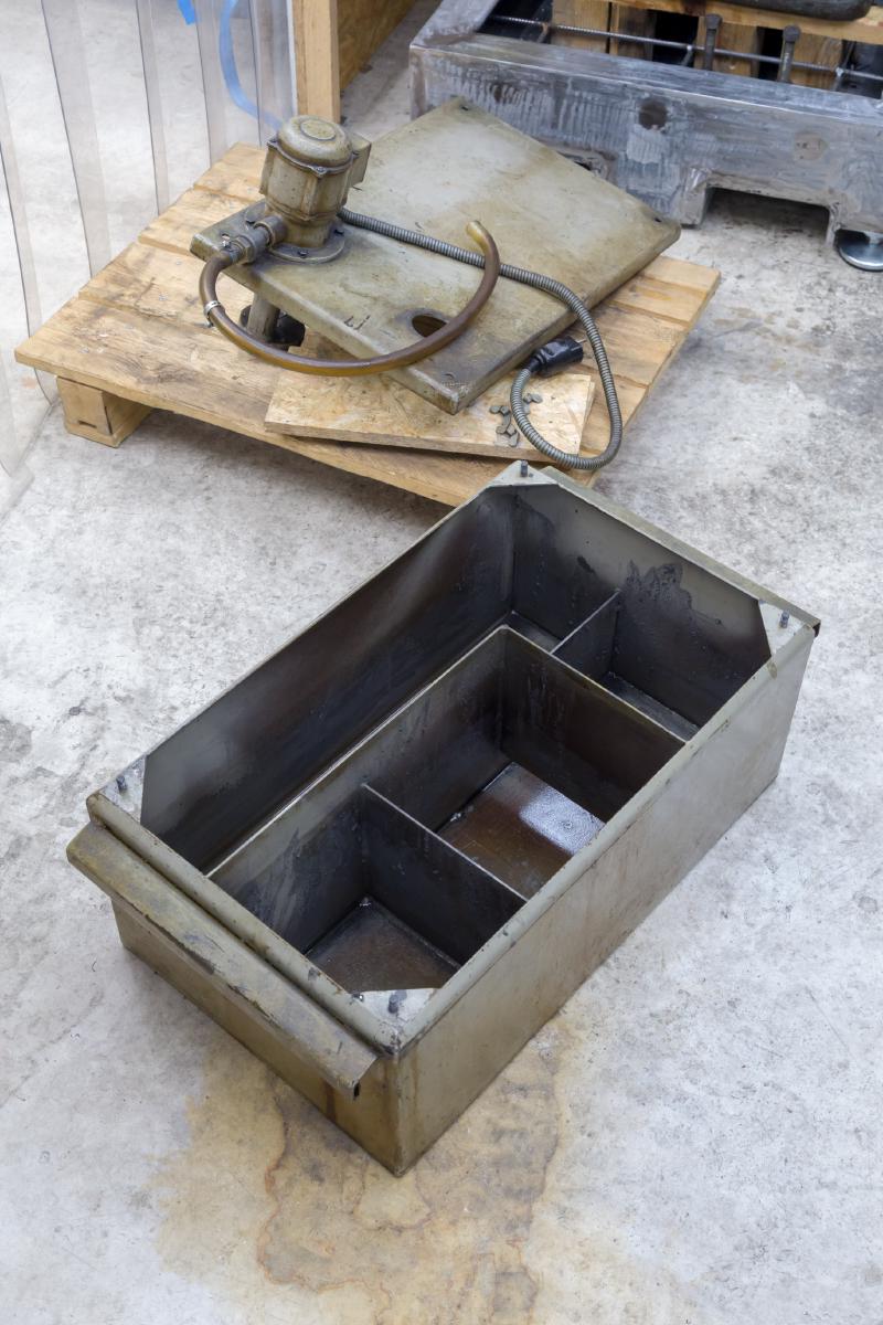 Coolant tank and pump unit separated